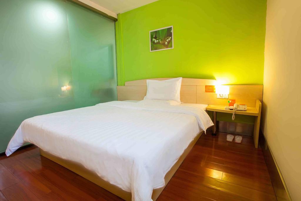 7Days Inn Shang Mei Lin Shenzhen Room photo